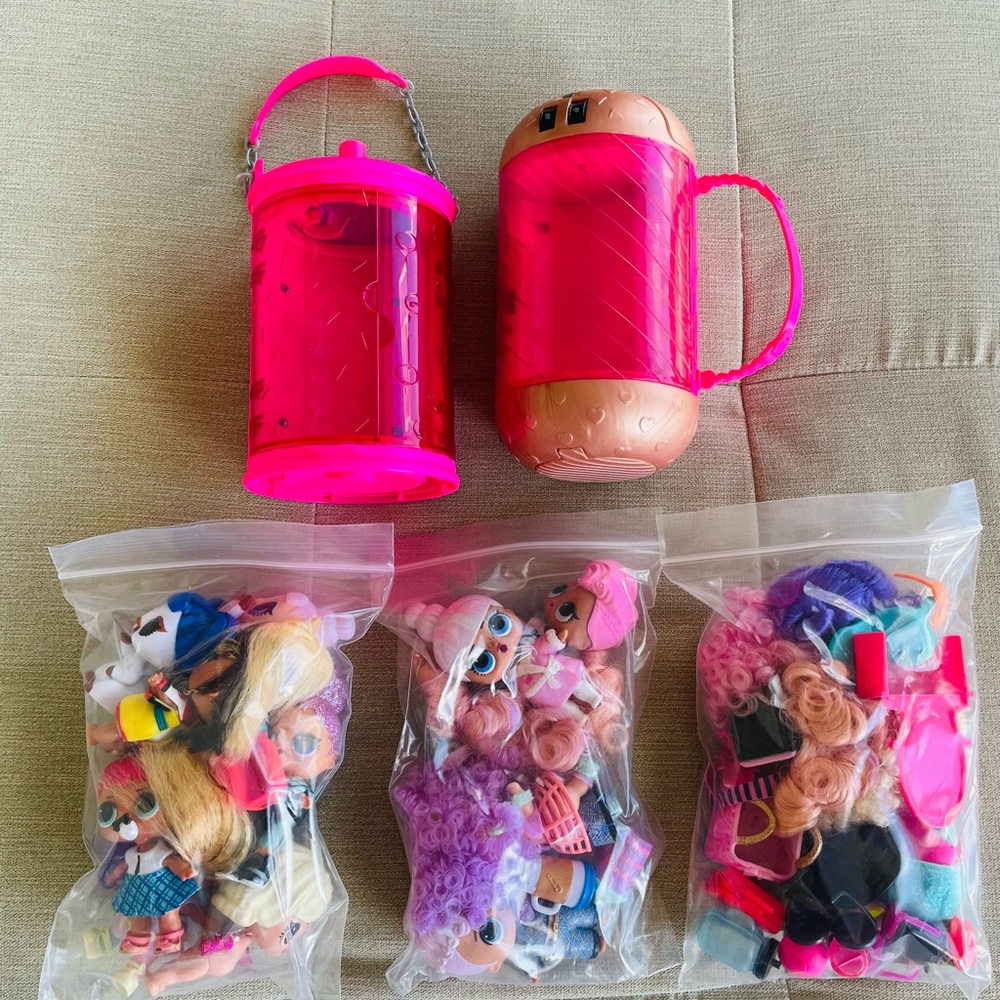 L.O.L. Surprise! Pink and Gold Toy Set